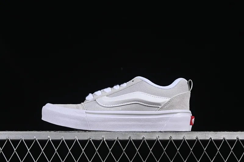 All categories Vans Vans series Vans Low Vans low-top Vans Knu Skool Vans low-top retro casual fat bread shoes VN000CRPBWD